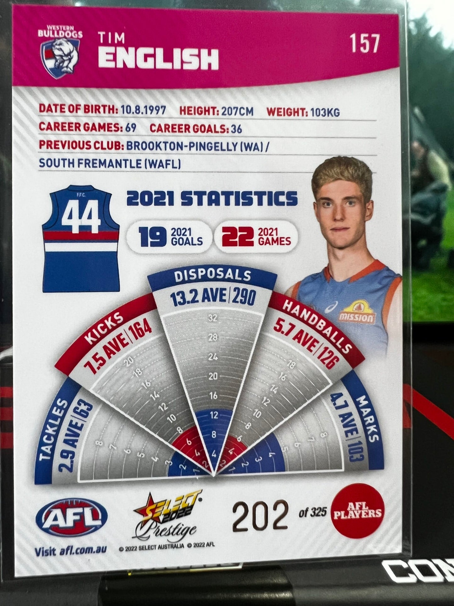 Tim English Western Bulldogs 2022 Footy Stars Prestige Pink Parallel 202/325