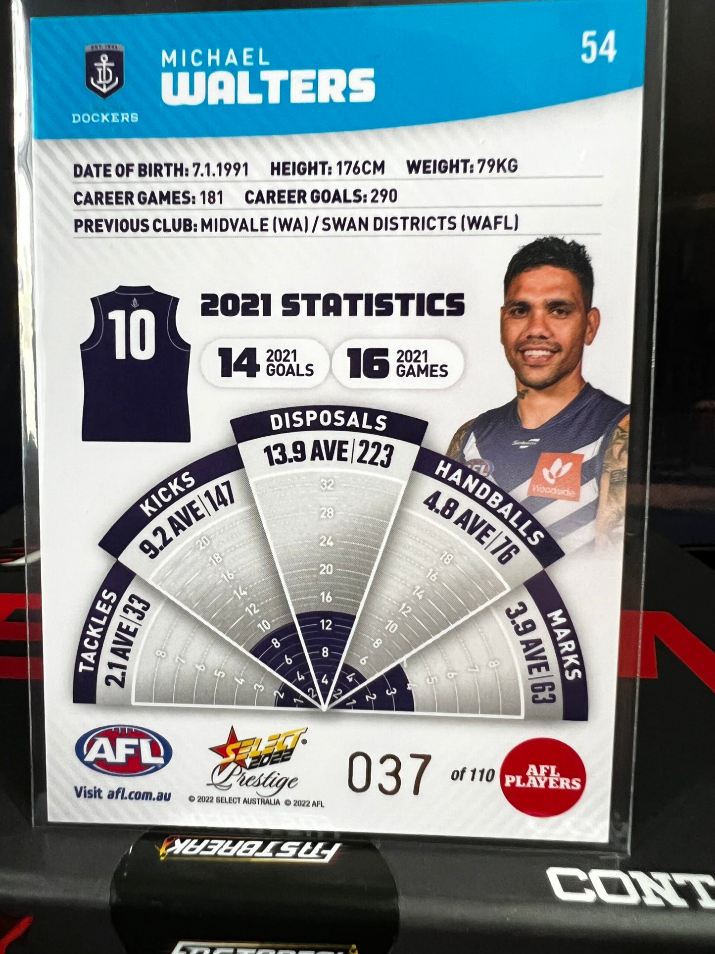 Michael Walters Fremantle 2022 Footy Stars Prestige Blue Parallel 37/110