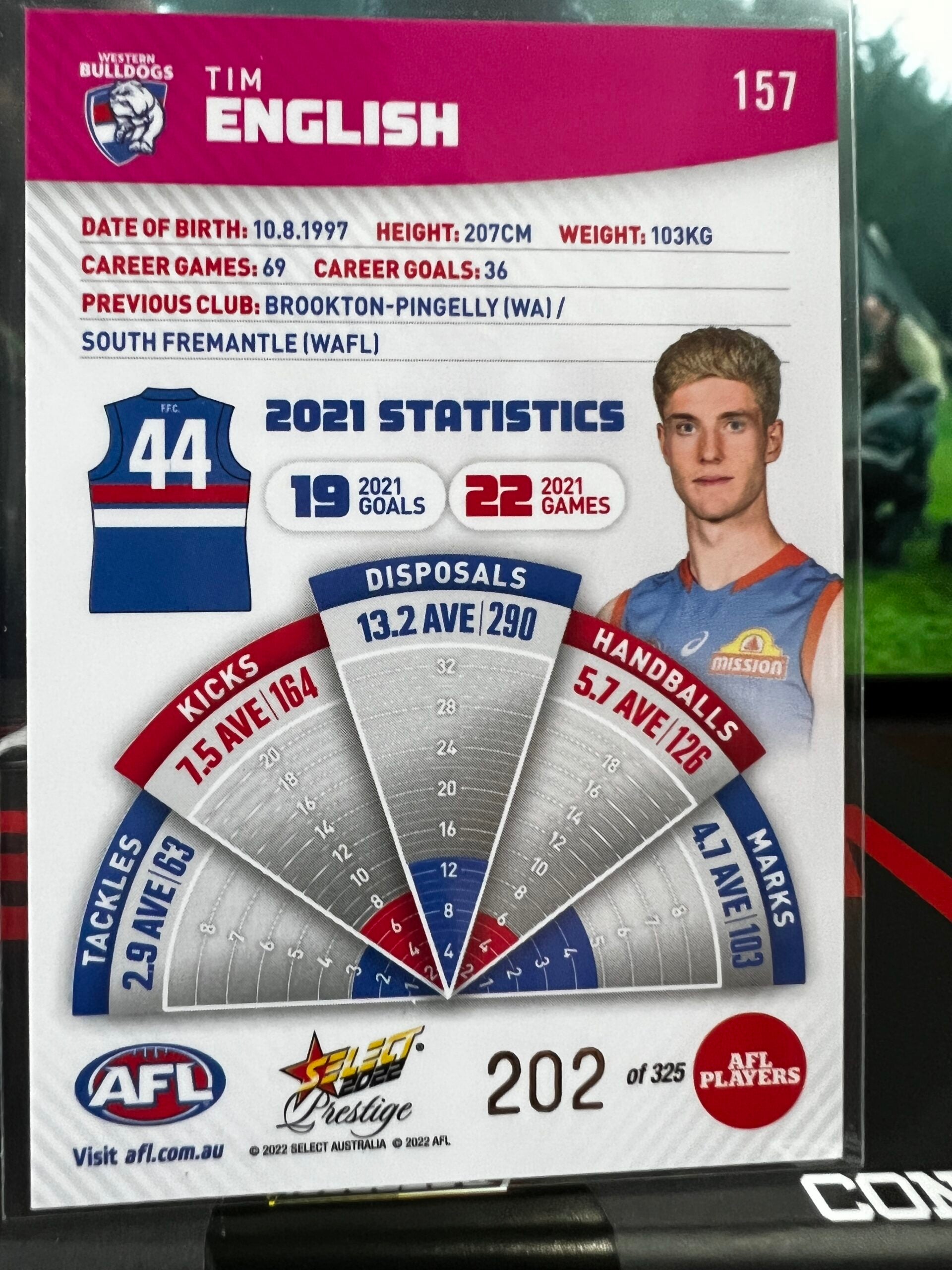 Tim English Western Bulldogs 2022 Footy Stars Prestige Pink Parallel 202/325